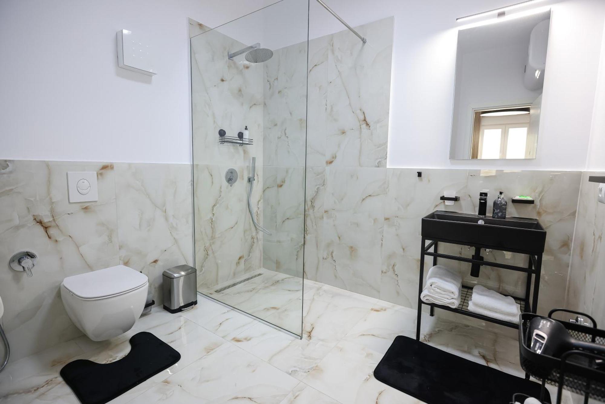 Vila Ferdinand Modern Rooms In Tirana'S Center Værelse billede