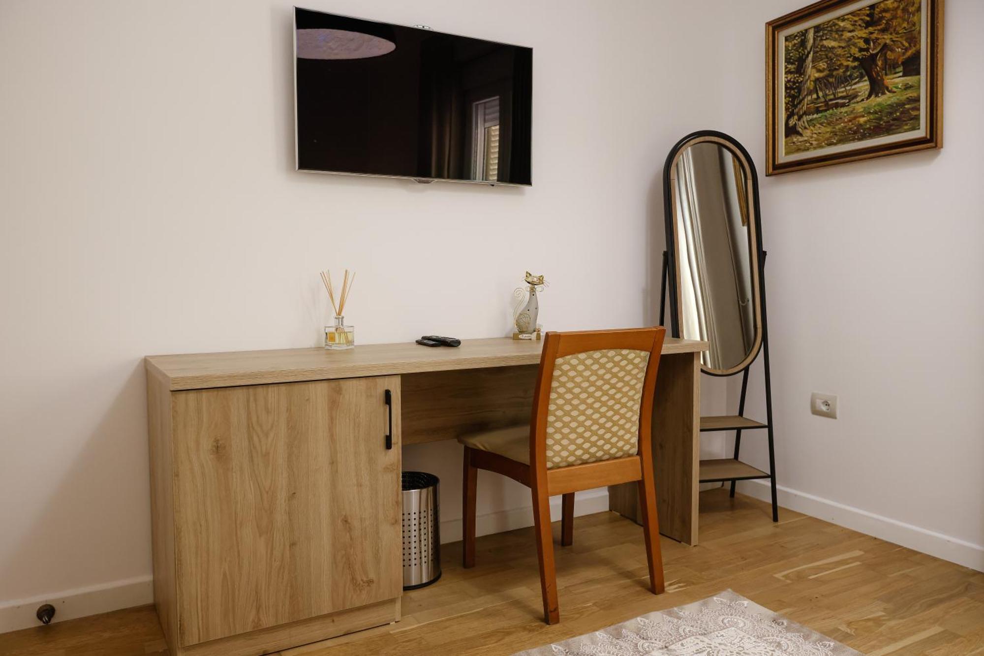 Vila Ferdinand Modern Rooms In Tirana'S Center Værelse billede